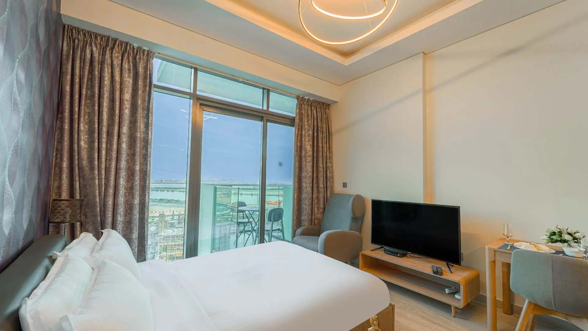 Apartment Creek View Studio Deleguest Dubai United Arab Emirates